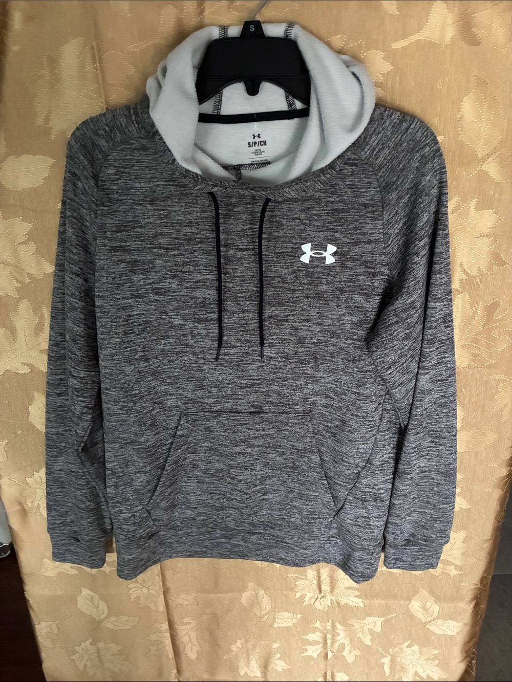 Under Armour Men’s Gray Heather Crewneck Pullover Hoodie